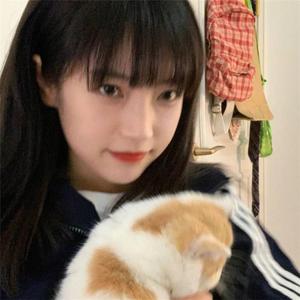 美女脱👙给我捏🐻免费视频
